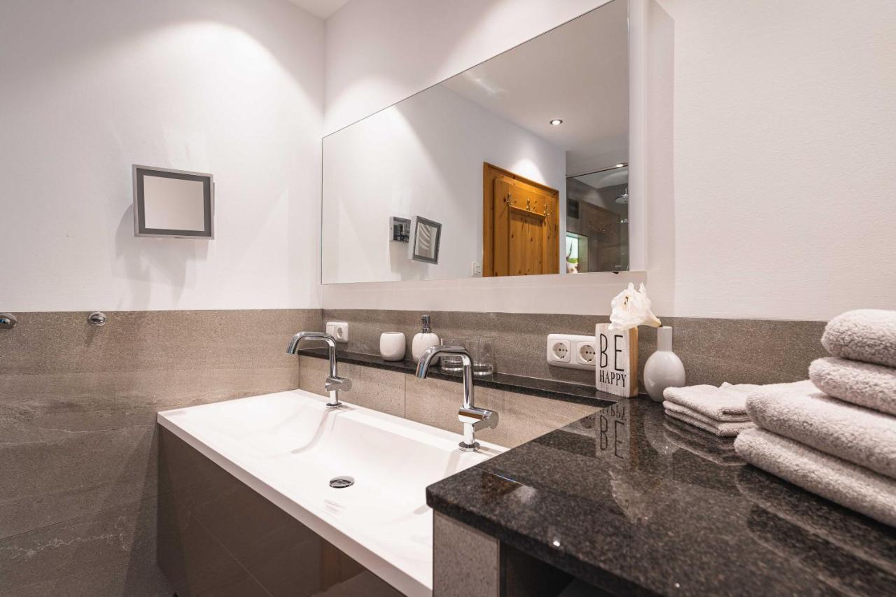 Chalet Crown Of The Alps By We Rent Zell am See Esterno foto